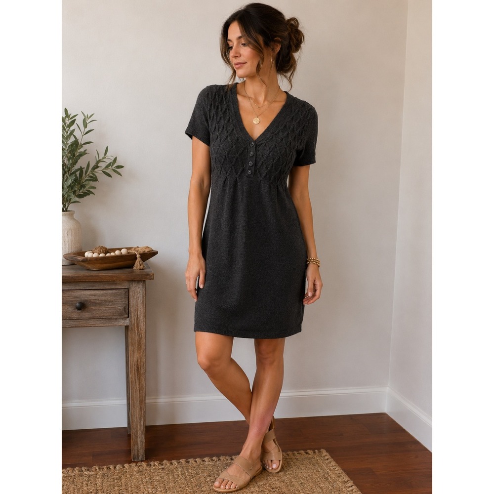 Decree Women's‎ Short Sleeve Sweater Dress S Gray Three-button Henley Neckline